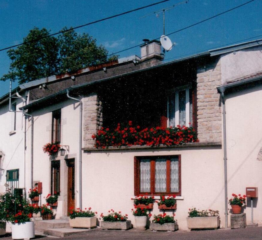 Maison De Vacances Blondefontaine Экстерьер фото